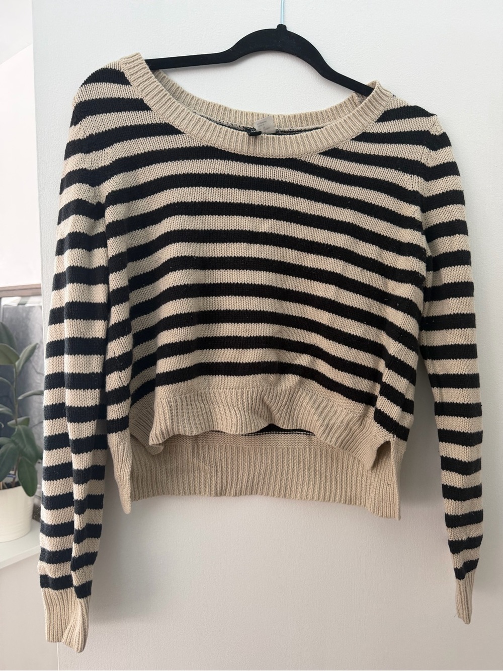 H&M Black & Cream Striped Cropped Crewneck Sweater